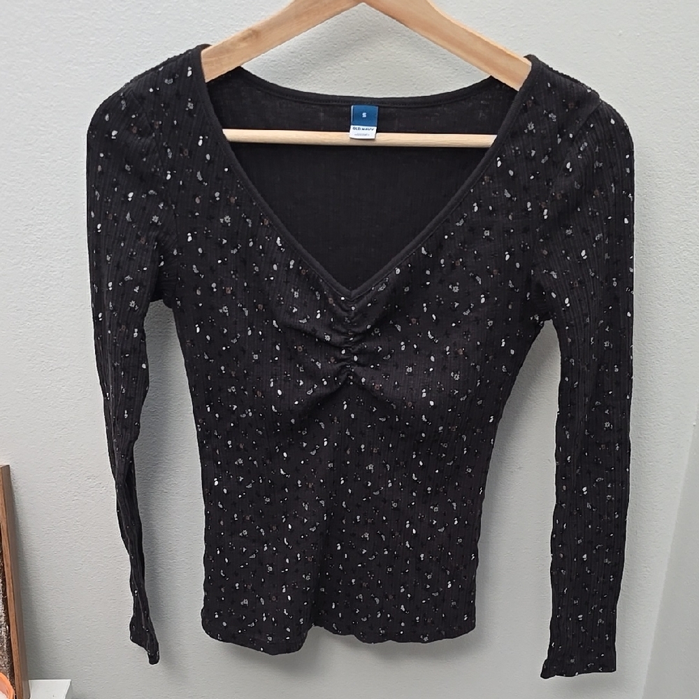 Women's Old Navy Dark Gray Floral Long Sleeve With Cinched Chest Size Small